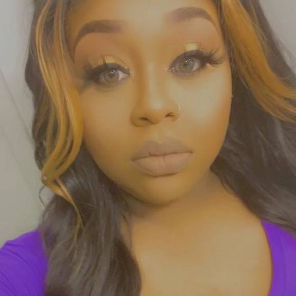 Meet your Posher, Chrissy - Picture 1 of 1